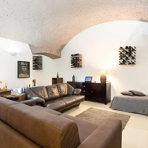 La Cantinetta Di - The Wine Cave In Milan, Huge 110sqm Next To Station Apartment Milan
